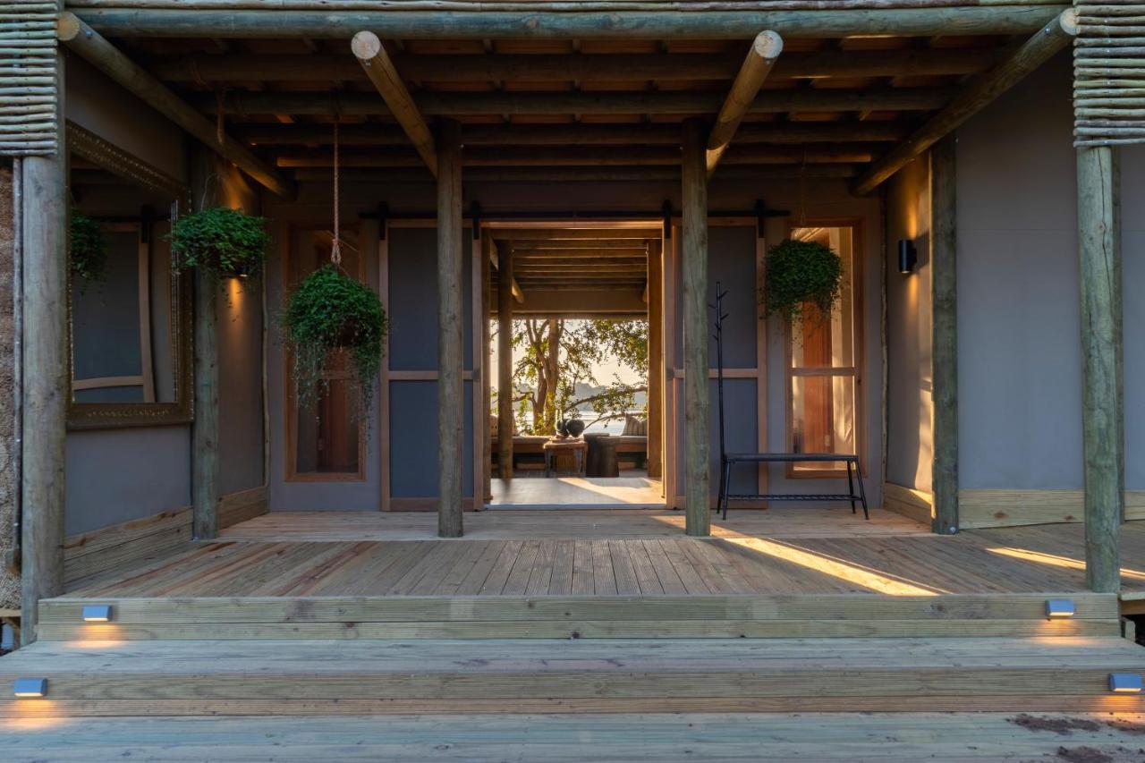 Victoria Falls River Lodge מראה חיצוני תמונה