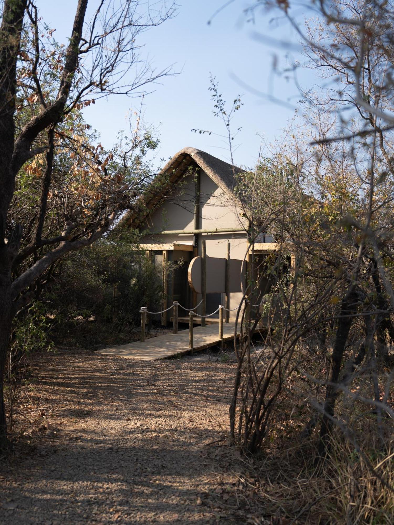 Victoria Falls River Lodge מראה חיצוני תמונה